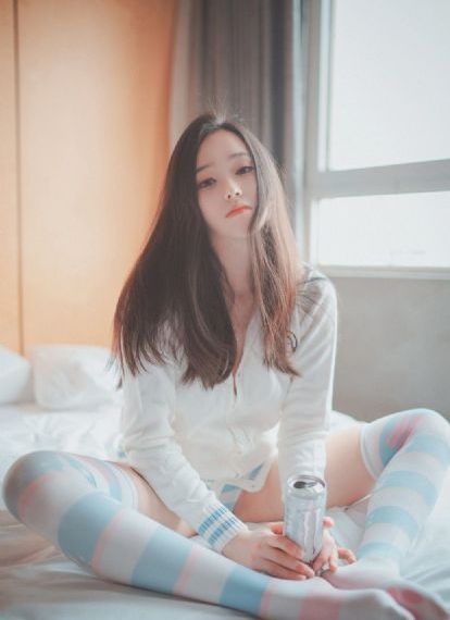 中文字幕第一区高清av_高清全集免费播放
