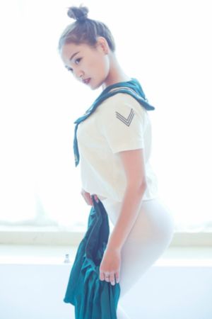 欧美富婆老少配_DVD在线播放观看