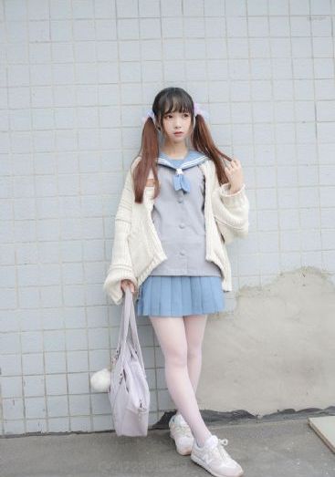 欧美夜店制服_超清在线播放