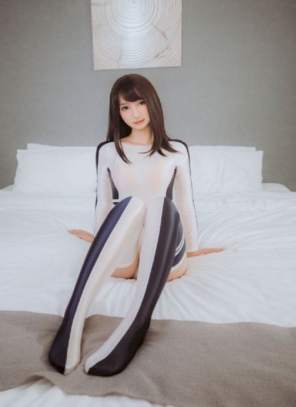 五月欧美亚洲综合网站_720天堂在线