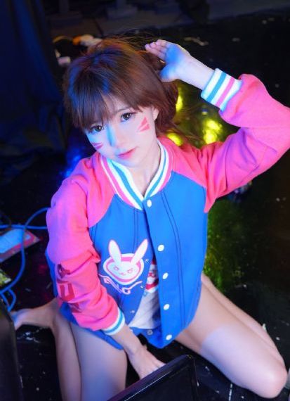 久久亚洲精选_欧美电影在线