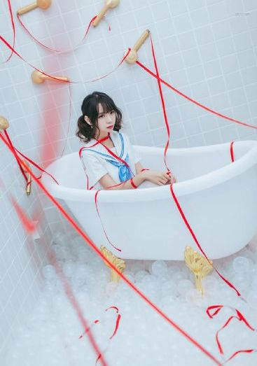 日韩美女色片_正片免费观看